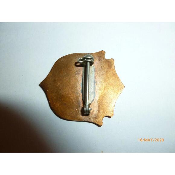 Vintage Enamel Shield Ski SS School of NY Letters Lapel Black Copper Pin Brooch - Picture 5 of 10